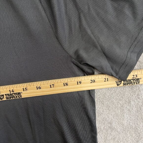 NEW Spyder Active Men's M Gray Short Sleeve Athletic Shirt Polyester/Spandex - Picture 5 of 8